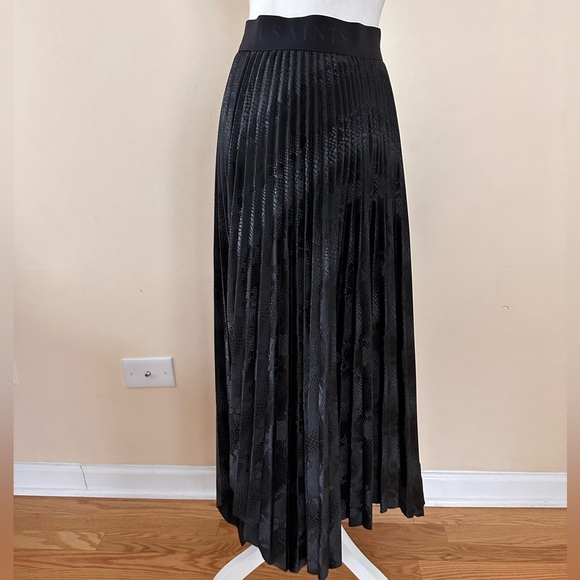 AllSaints
Phia Snakeskin Print Maxi Skirt - Picture 3 of 5